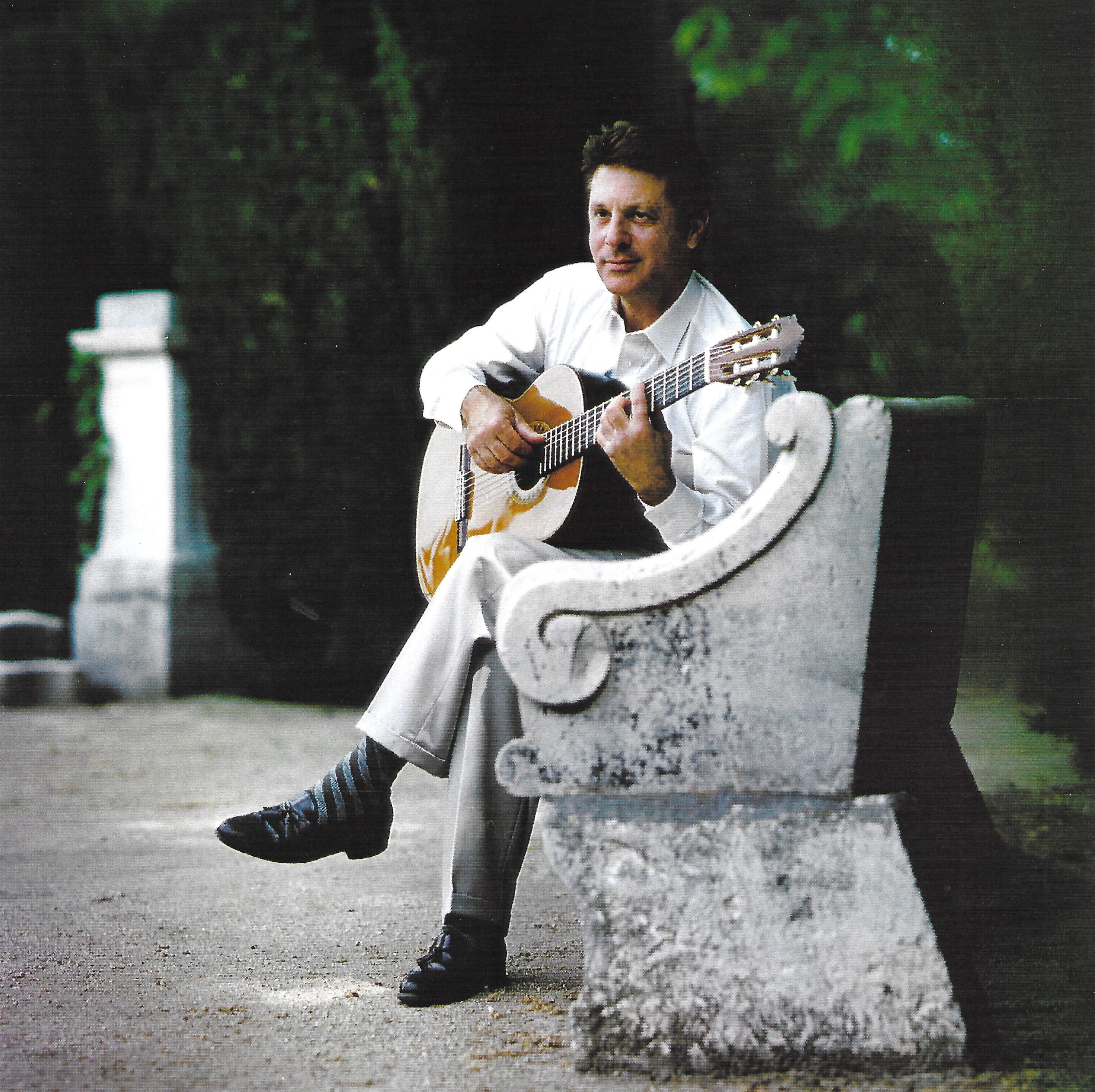 In the Gardens of Aranjuez, Spain 1997. Photo by Javier Salas